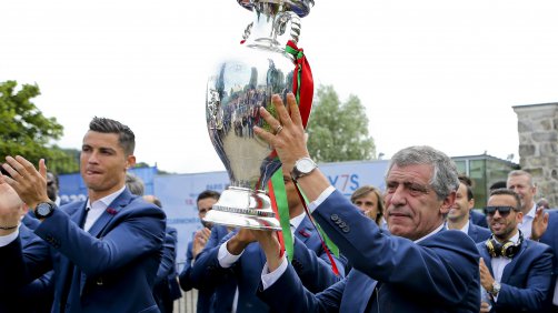 Fernando Santos diz que Portugal ganhou "com mérito próprio"