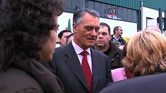 Cavaco Silva diz que executivo está em "plenitude de funções"
