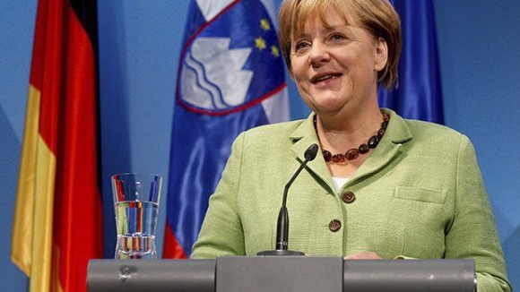 Regime sírio "não pode continuar impune" - Merkel