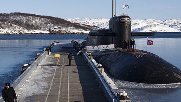 Incêndio em submarino nuclear russo que estava a ser reparado