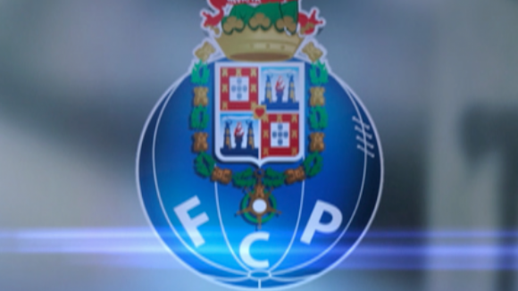 FC Porto treina a meio gás e à porta fechada antes de dupla folga