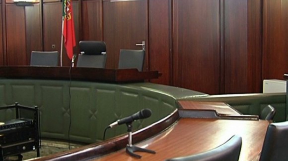 Tribunal suspende horário de 40 horas em 13 câmaras do distrito de Coimbra