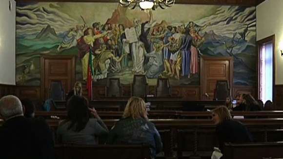 Tribunal de Sintra absolveu jovem acusado de matar o pai
