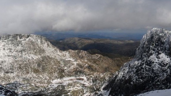 Neve obriga ao corte de mais dois troços na Serra da Estrela