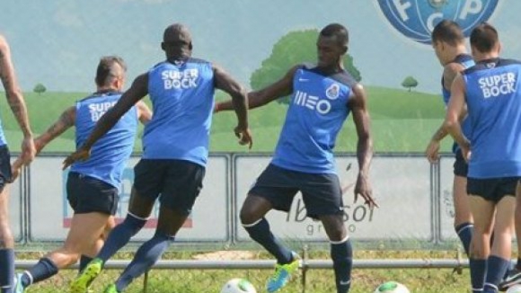 Rafa e Ruben Alves "reforçam" treino do FC Porto sem Quintero e Ghilas