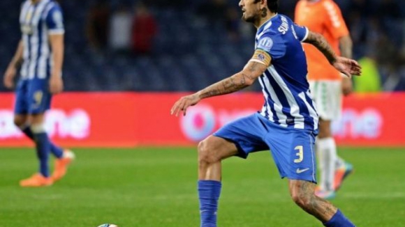 Paulo Fonseca confirma adeus de Lucho Gonzalez ao FC Porto