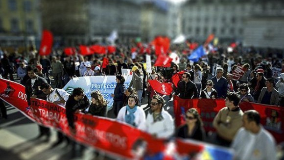 Milhares de pessoas participam na manifestação em Lisboa no "Dia de Luta" da CGTP-IN