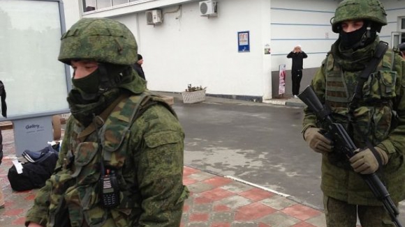 Um militar ucraniano morto na Crimeia