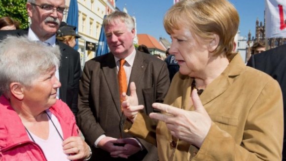 Angela Merkel vai estar presente no Portugal-Alemanha