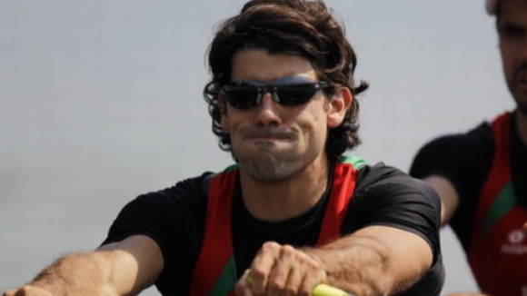 Remador Pedro Fraga sagra-se campeão da Europa de skiff ligeiro
