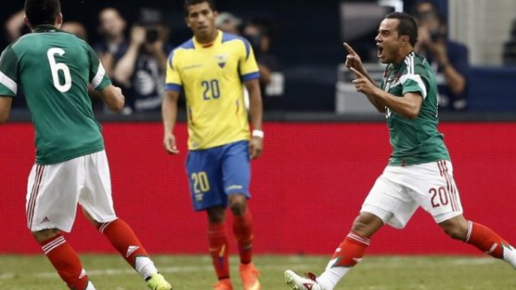 México vence (3-1) Equador, mas perde Luis Montes por lesão