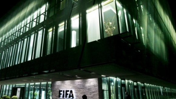 Vice-presidente da FIFA admite nova votação para sede do Mundial2022