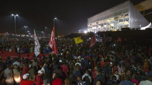 Protestos vão aumentar no Brasil durante o evento - Frei Betto