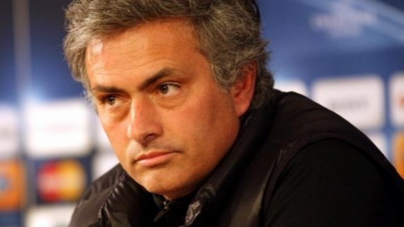 José Mourinho diz que é irrelevante preparar desempate por penaltis
