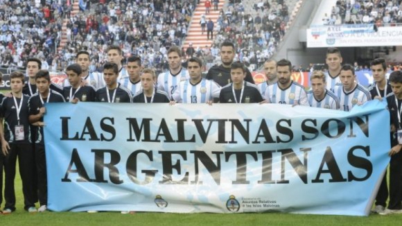 FIFA abre processo disciplinar à Argentina devido a tarja em “amigável”