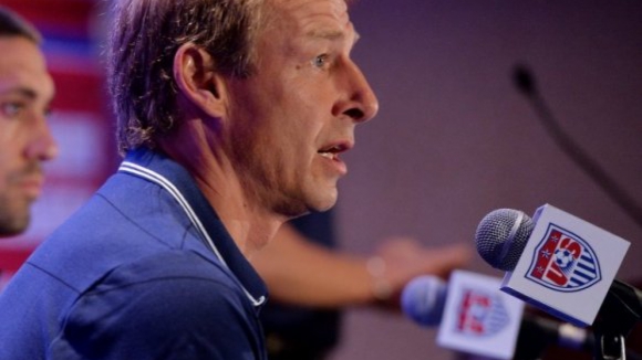 Klinsmann espera jogo emocional com Alemanha, mas quer vencer