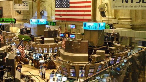 Wall Street fecha em baixa com os problemas do BES a servirem de pretexto
