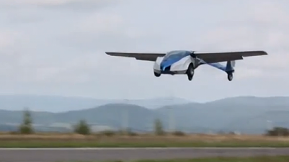 Empresa eslovaca pretende lançar carro voador "em dois ou três anos"