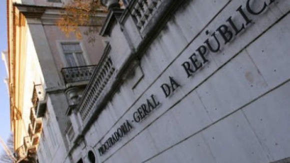 Procuradoria-Geral da República confirma buscas ao BES por suspeitas de burla, branqueamento e fraude