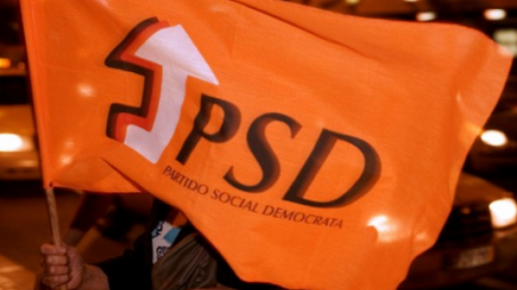 PSD acusa Costa de ligeireza e diz que memorando original fala de venda total da TAP