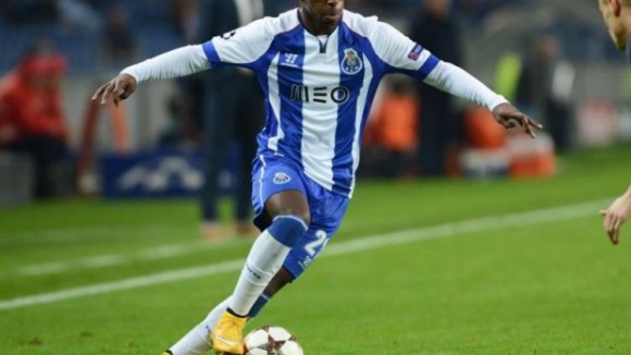 FC Porto recebe União da Madeira para ficar mais perto das "meias" da Taça da Liga