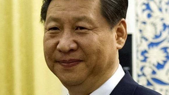 China diz desconhecer polémica mas reafirma vontade de "aprofundar relações" pelas Lajes