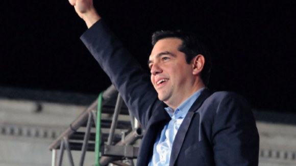 Passos diz que o programa do Syriza é dificilmente conciliável com as regras europeias