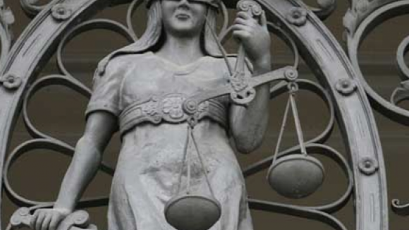 Tribunal português declara-se incompetente para julgar 'swap' do Santander Totta