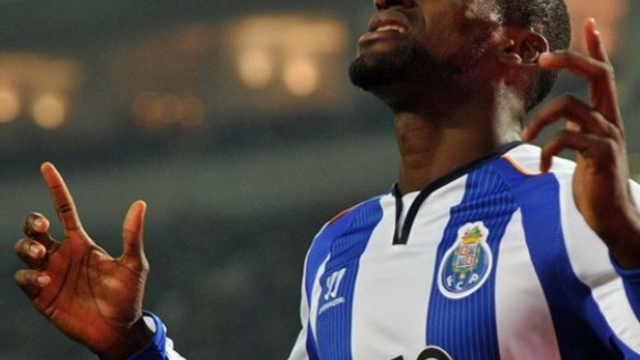 FC Porto vence com "bis" de Jackson Martinez