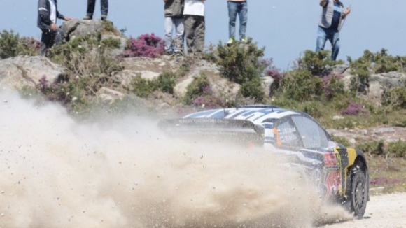 Jari-Matii Latvala assume o comando do Rally de Portugal