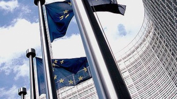 Eurogrupo decide só prosseguir discussões após referendo de domingo