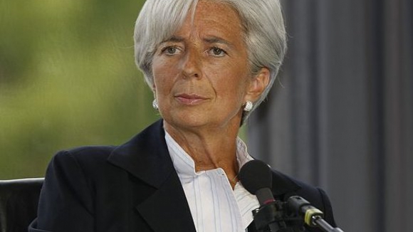 Lagarde afirma que o FMI está pronto para ajudar Atenas se assim for pedido