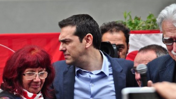 Tsipras já admite eleições antecipadas caso não recupere maioria no parlamento
