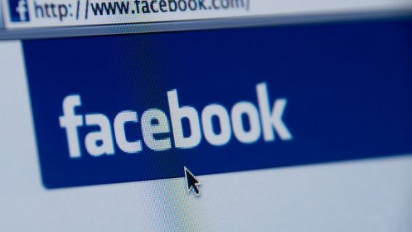 Facebook cria plataforma para auxiliar jornalistas