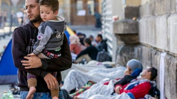 Mais de 100 autarquias dispostas a receber refugiados