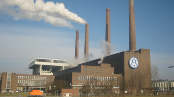 Autoridades alemãs obrigam Volkswagen a chamar imediatamente carros às oficinas