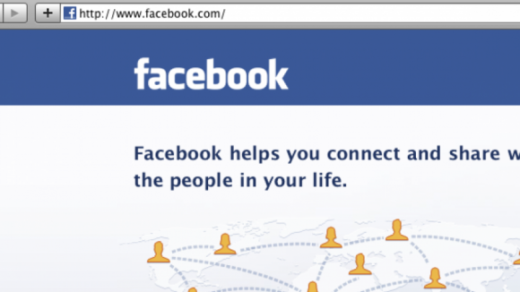 Facebook: Rede social não cria novas amizades, mas ajuda a preservar as velhas