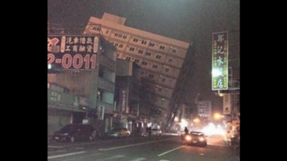 Pelo menos 42 mortos no sismo de sábado em Taiwan, 107 pessoas ainda desaparecidas
