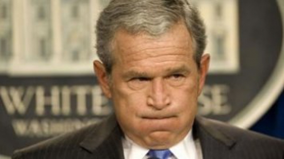 Ex-presidentes Bush não vão apoiar Donald Trump