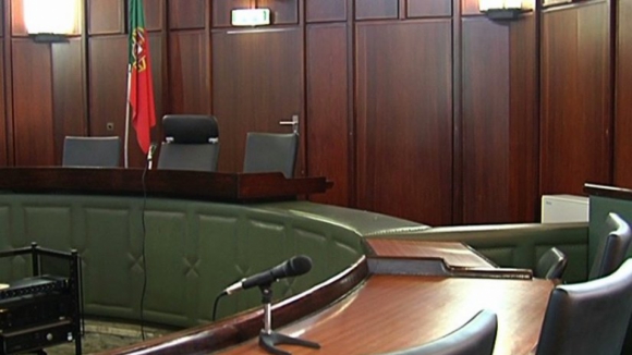 Tribunal decide pela reintegração de 16 funcionários públicos na Mobilidade Especial