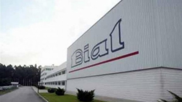 Bial rompe parceria com empresa francesa associada a morte em ensaio clínico