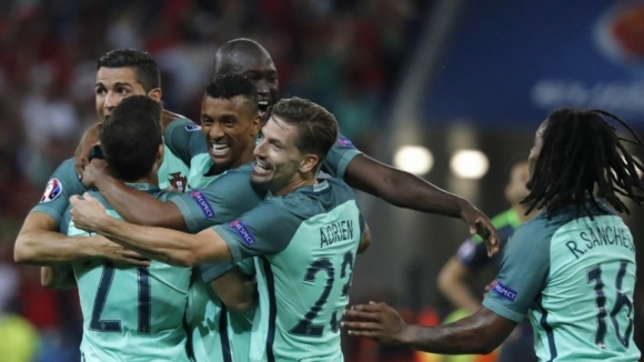 Portugal na final do Euro 2016 ao bater o País de Gales por 2-0