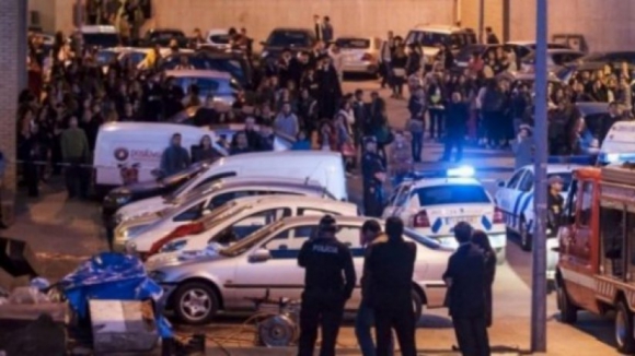 Estudantes que subiram muro que caiu e matou três colegas em Braga vão a julgamento