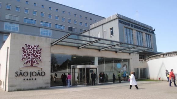 BE denuncia adiamento de cirurgia no Hospital de São João por falta de material