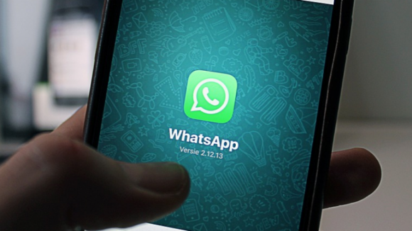WhatsApp vai partilhar informações com o Facebook. Utilizadores insatisfeitos