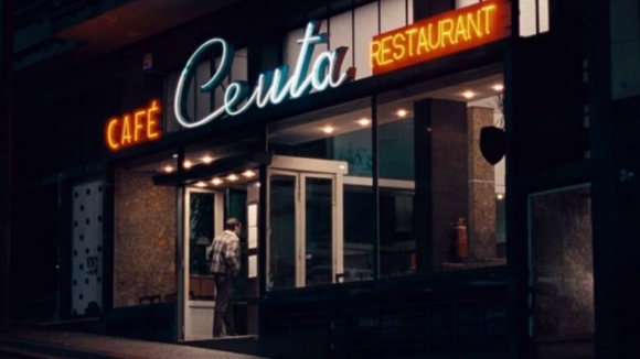Cena rodada no " Café Ceuta" é o trailer do filme "Porto"