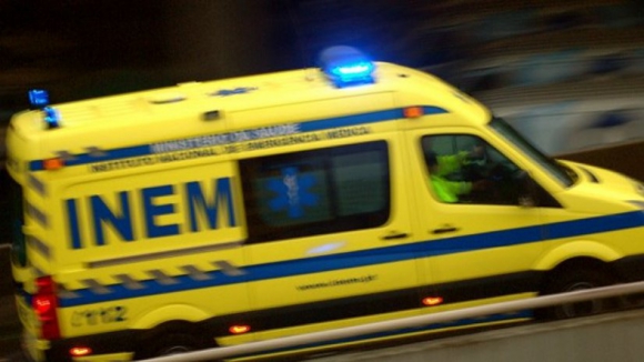 Colisão causa três feridos e um morto em Mamarrosa, Aveiro