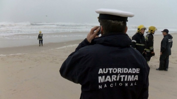 Autoridades continuam as buscas para encontrar mulher arrastada pelo mar em Ílhavo