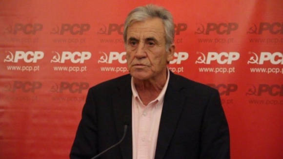 Jerónimo de Sousa quer reformas por inteiro para trabalhadores com 40 anos de descontos