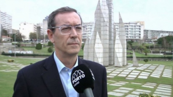 Bastonário dos Médicos teme que Portugal já tenha perdido Agência Europeia do Medicamento